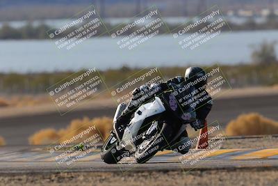 media/Dec-18-2022-SoCal Trackdays (Sun) [[8099a50955]]/Turn 14 (940am)/